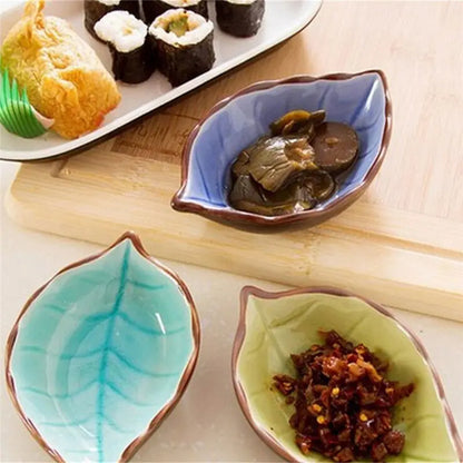 Handcraft Creative Leaves Ceramic Plates Japanese Sushi Dishes Snacks Kitchen Vinegar Seasoning Sauce China Dinnerware
