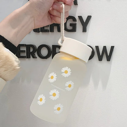480ml Small Daisy Transparent Plastic Water Bottles BPA Free Creative Frosted Water Bottle With Portable Rope Travel Tea Cup