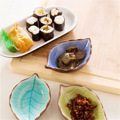 Handcraft Creative Leaves Ceramic Plates Japanese Sushi Dishes Snacks Kitchen Vinegar Seasoning Sauce China Dinnerware