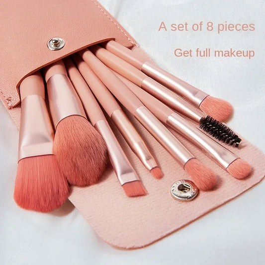 Make-up set with 8 to 13 brushes for the perfect look!